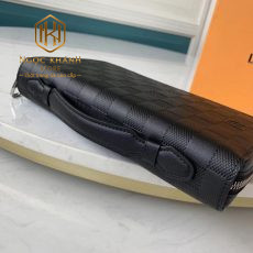 Ví nam Louis Vuitton cầm tay