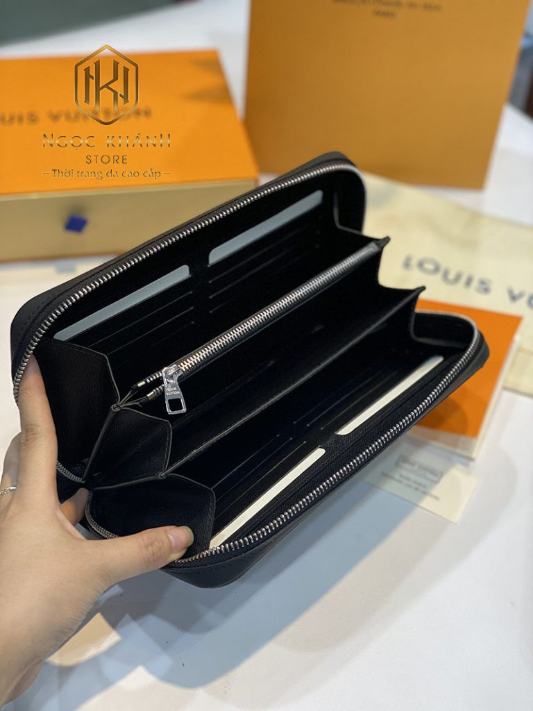 Ví nam Louis Vuitton cầm tay