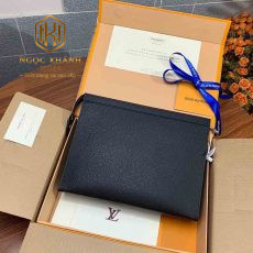 Ví nam Louis Vuitton cầm tay