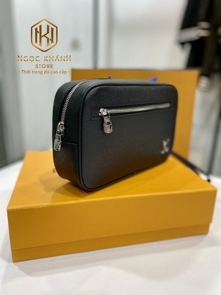 Ví nam Louis Vuitton cầm tay