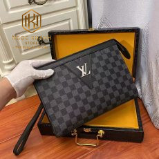 Ví nam Louis Vuitton