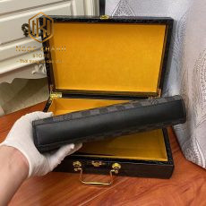 Ví nam Louis Vuitton