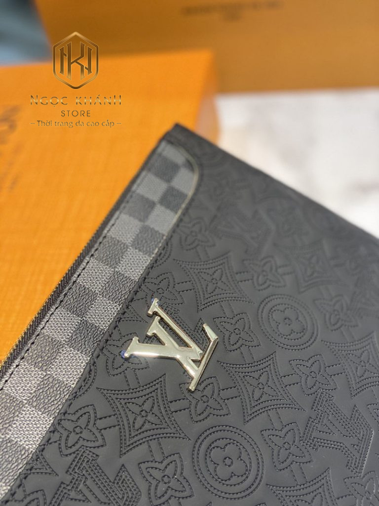 Ví nam Louis Vuitton cầm tay