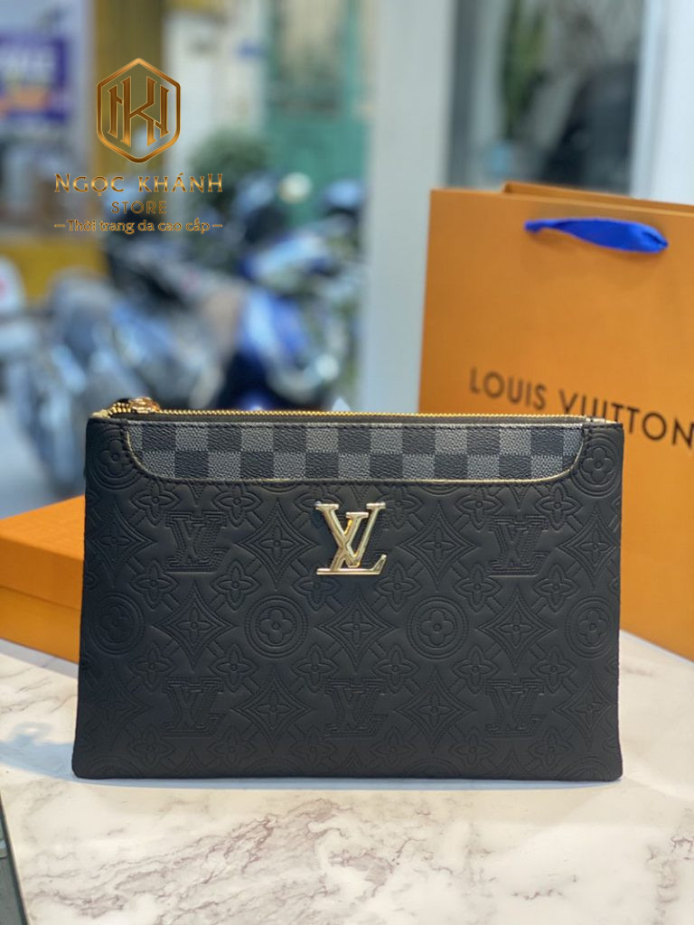 Ví nam Louis Vuitton cầm tay