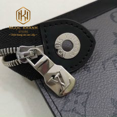 Ví nam Louis Vuitton cầm tay