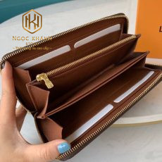 Ví nam Louis Vuitton cầm tay