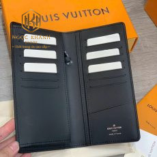 Ví nam Louis Vuitton