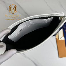 vi nam louis vuitton mau trang dap logo chim hoa tiet hoa xanh dang tam giac 8