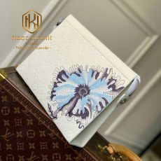 vi nam louis vuitton mau trang dap logo chim hoa tiet hoa xanh dang tam giac 9