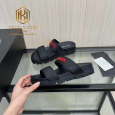 Dép Prada nam hai quai màu đen