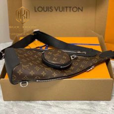 Túi đeo chéo Louis Vuitton