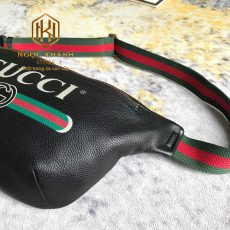 Túi đeo chéo nam Gucci