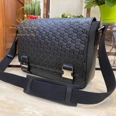 Túi đeo chéo nam Gucci