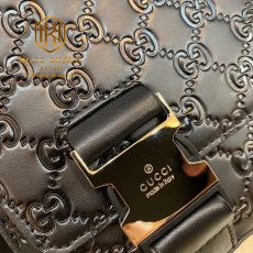 Túi đeo chéo nam Gucci