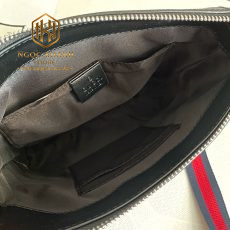 Túi đeo chéo nam Gucci