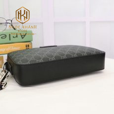 vi nam gucci cam tay mau den hoa tiet logo xam phoi day do 8