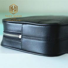 Ví nam Louis Vuitton cầm tay