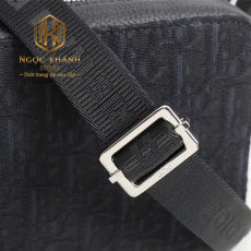 Túi đeo chéo Dior