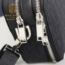 Túi đeo chéo Dior