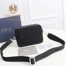 Túi đeo chéo Dior