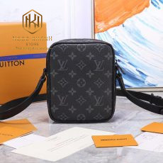 Túi đeo chéo Louis Vuitton