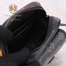 Túi đeo chéo Louis Vuitton