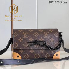 Túi đeo chéo Louis Vuitton