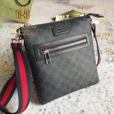 Túi đeo chéo nam Gucci