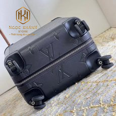 Vali Louis Vuitton màu đen