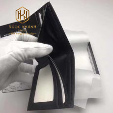 Ví nam Prada bỏ túi