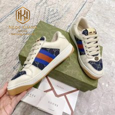 Giày nam Gucci màu be