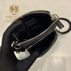 Túi đeo chéo nam Prada