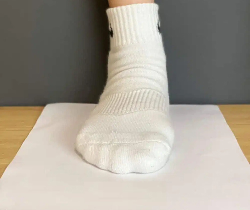 Bật mí cách chọn size giày thể thao nam chuẩn nhất (2024) 3 cách chọn size giày thể thao nam