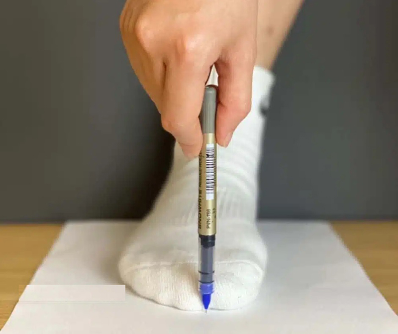 Bật mí cách chọn size giày thể thao nam chuẩn nhất (2024) 4 cách chọn size giày thể thao nam