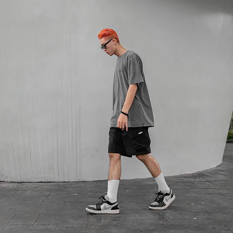 Đi giày thể thao mặc quần gì để trông phong cách hơn? 4 https://ngockhanhstore.vn