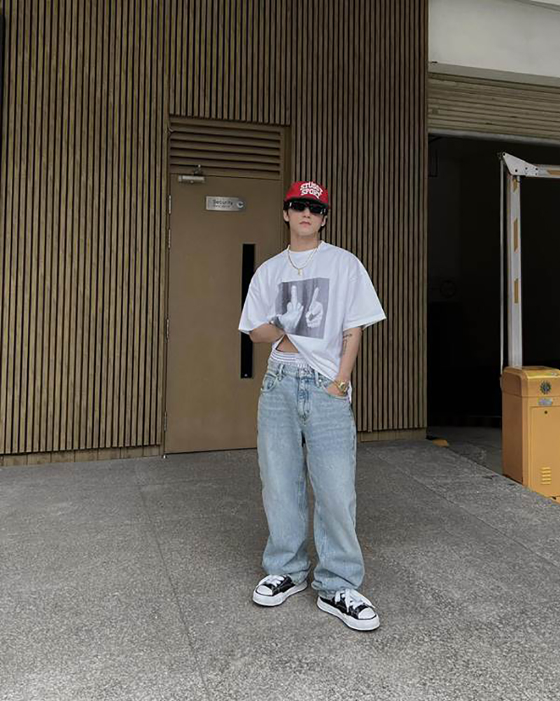 Đi giày thể thao mặc quần gì để trông phong cách hơn? 2 https://ngockhanhstore.vn