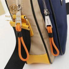 Túi đeo chéo nam Burberry