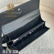 Vi nu Chanel gap dai da san mau den VCN03 1