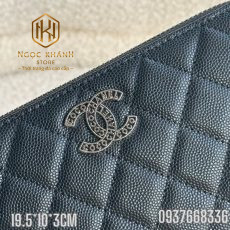 Vi nu Chanel khoa dai da san mau den VCN02 5