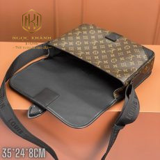 Túi đeo chéo nam Louis Vuitton