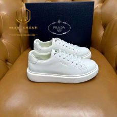 Giày nam Prada