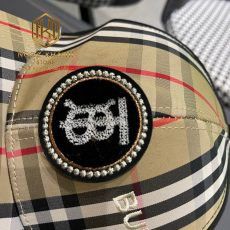 Mũ nam Burberry