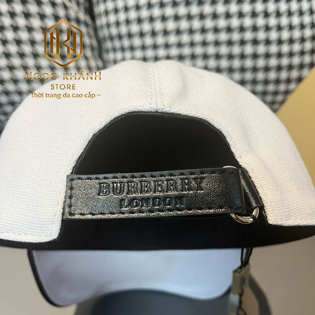 Mũ nam Burberry màu trắng