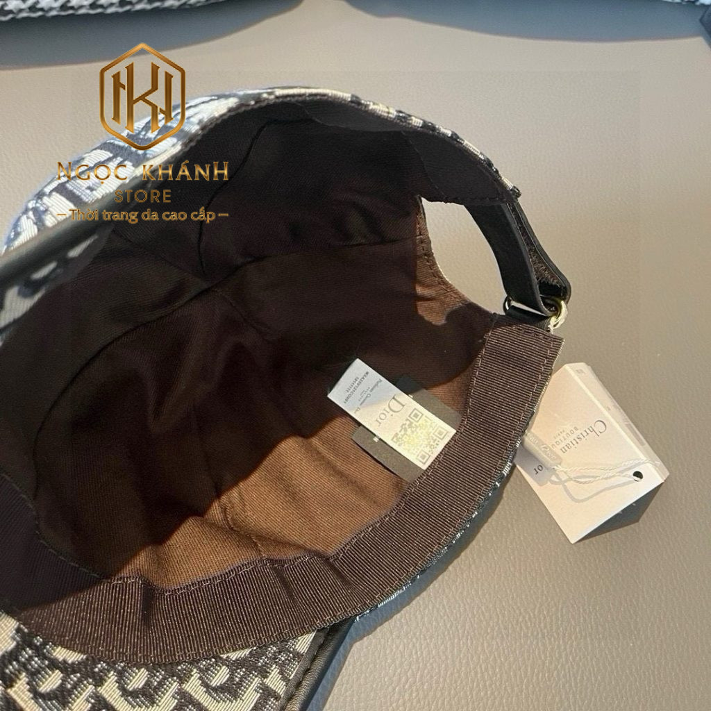 Mũ nam Dior màu đen