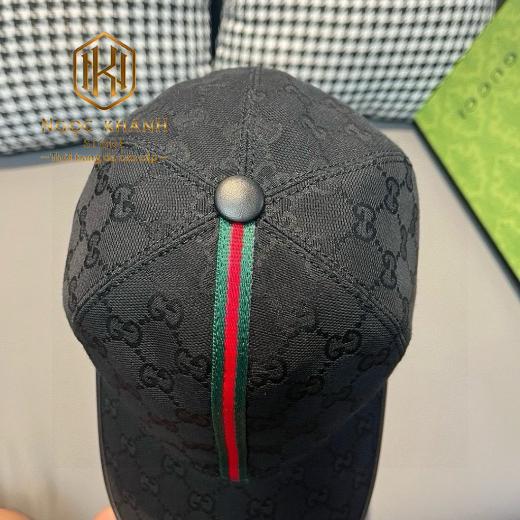 mu nam gucci hoa tiet logo mau den soc xanh do o giua 8