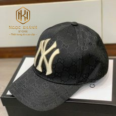Mũ nam Gucci màu đen
