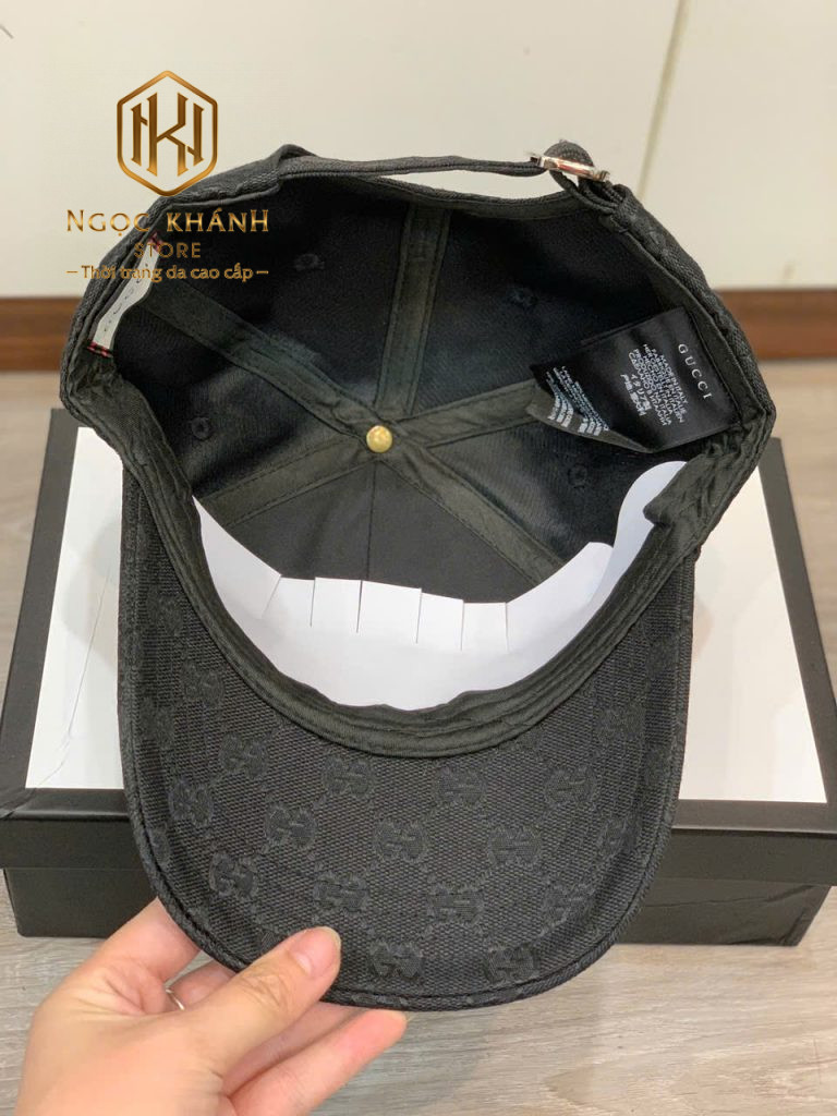 Mũ nam Gucci màu đen