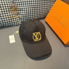 Mũ nam Louis Vuitton màu đen