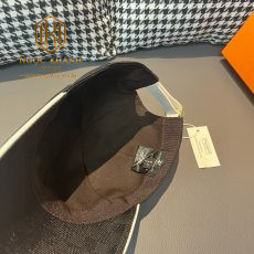 Mũ nam Louis Vuitton màu đen