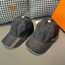 Mũ nam Louis Vuitton màu đen